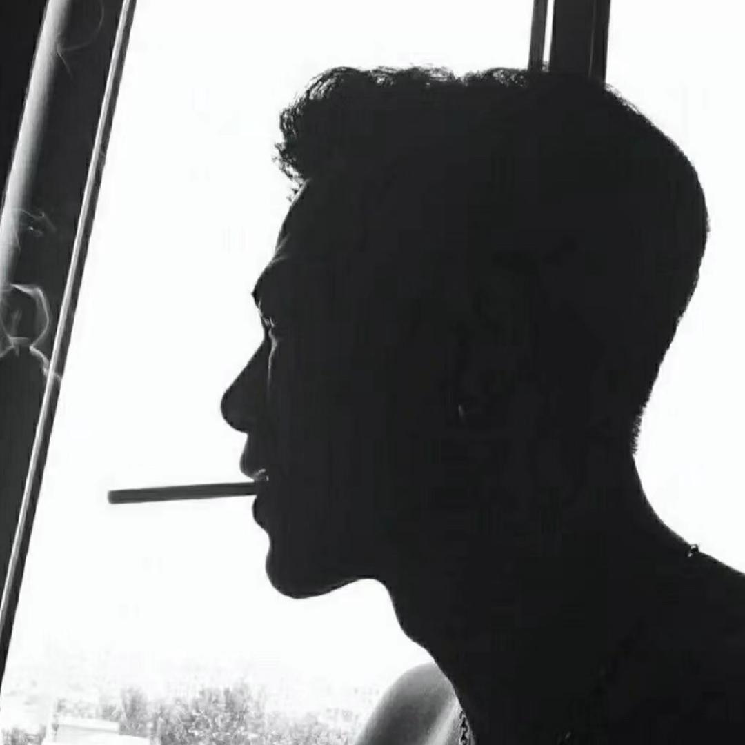 雷砸u 🚶🏻‍♂