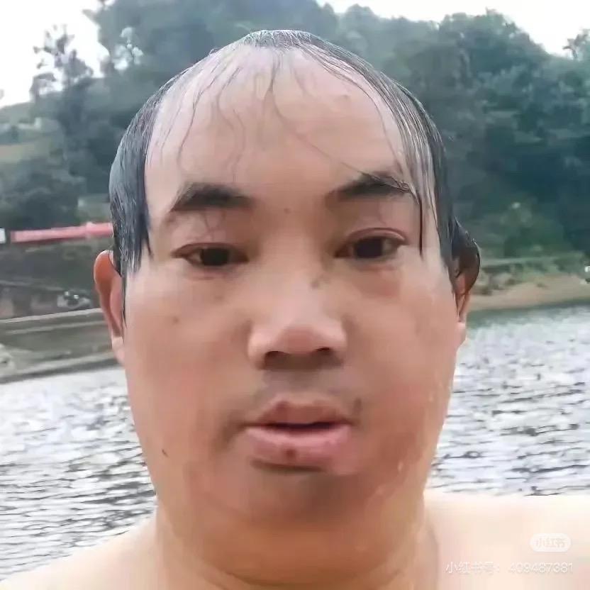 她的每根脚趾都是我的阿尔卑斯