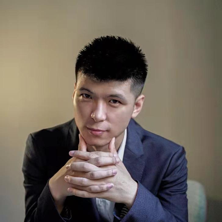 东哥伦步