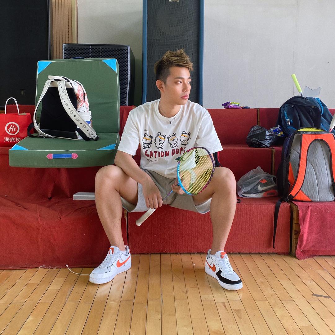 一只张小黑l🏸️（减肥成功三分之一版）