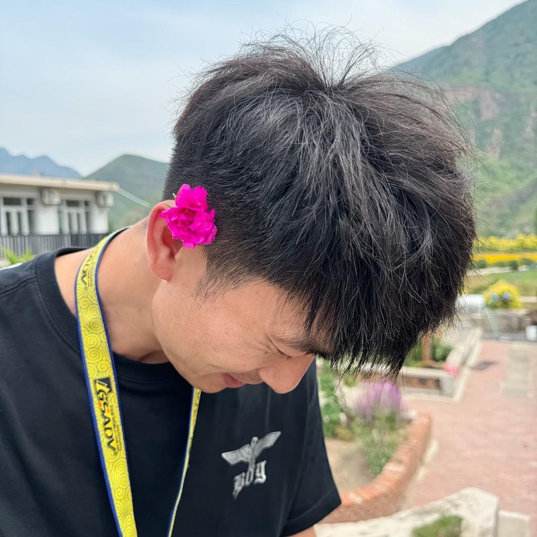 🎖刘一苇