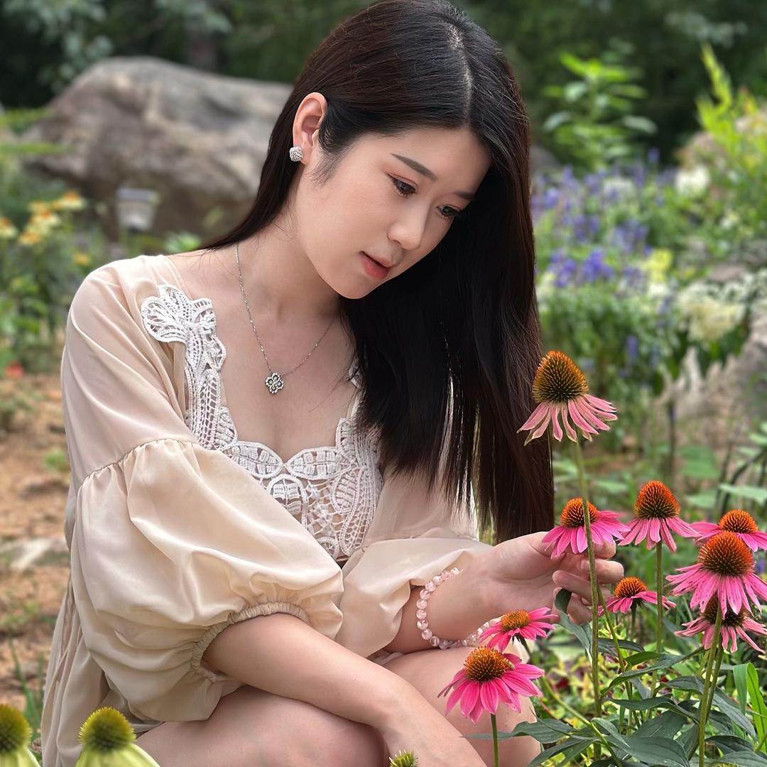 张小姐