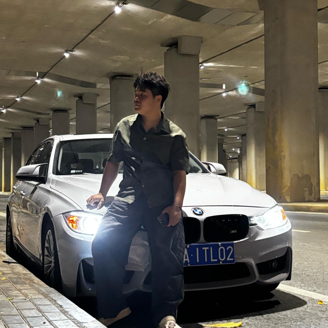 万恒二手车小韦