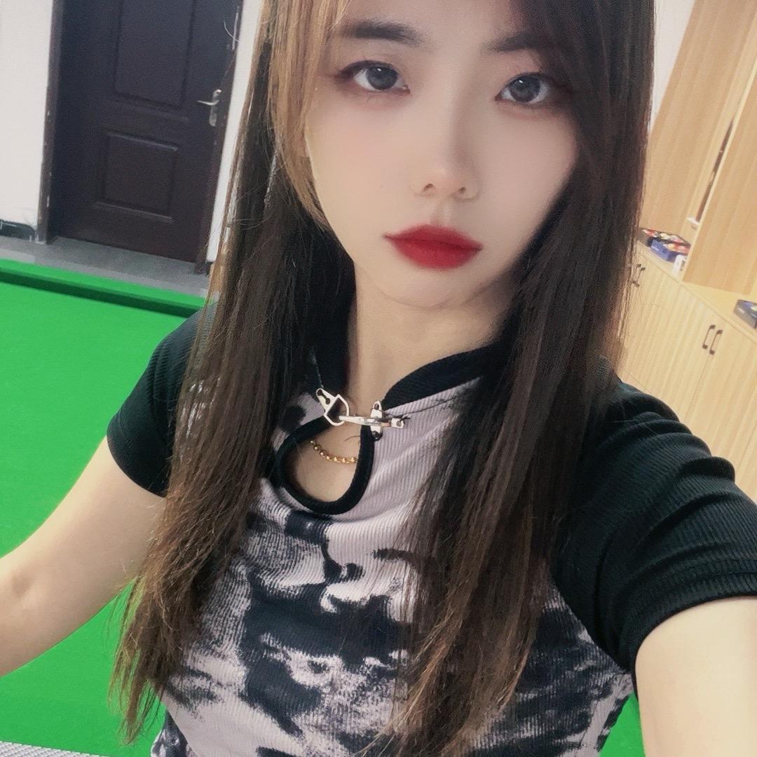 山东德州鑫冠台球桌工厂莹莹