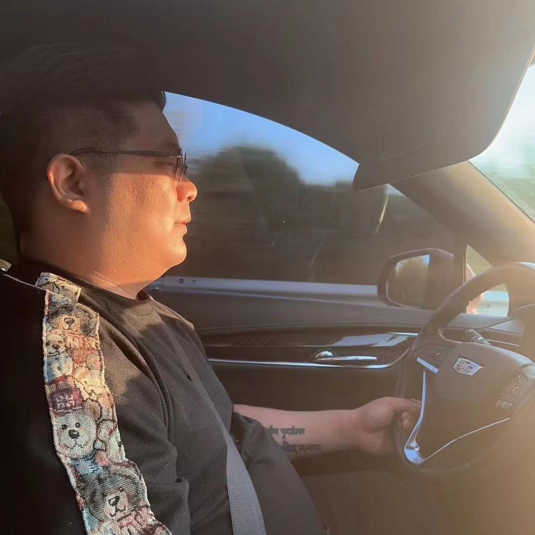 奥硕高端定制护栏网