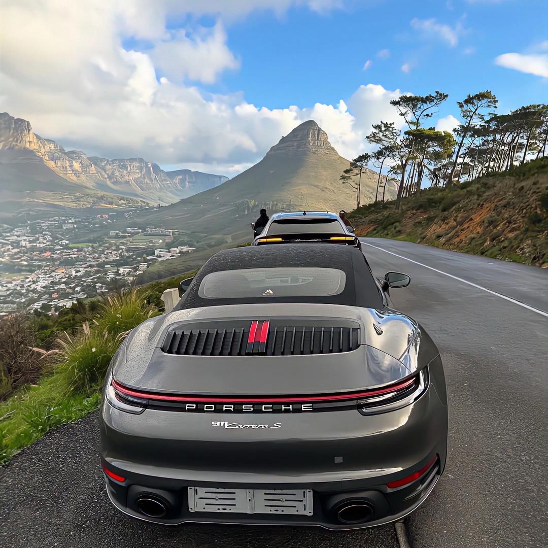 阿布森尼拉尔挽柒服饰专卖店