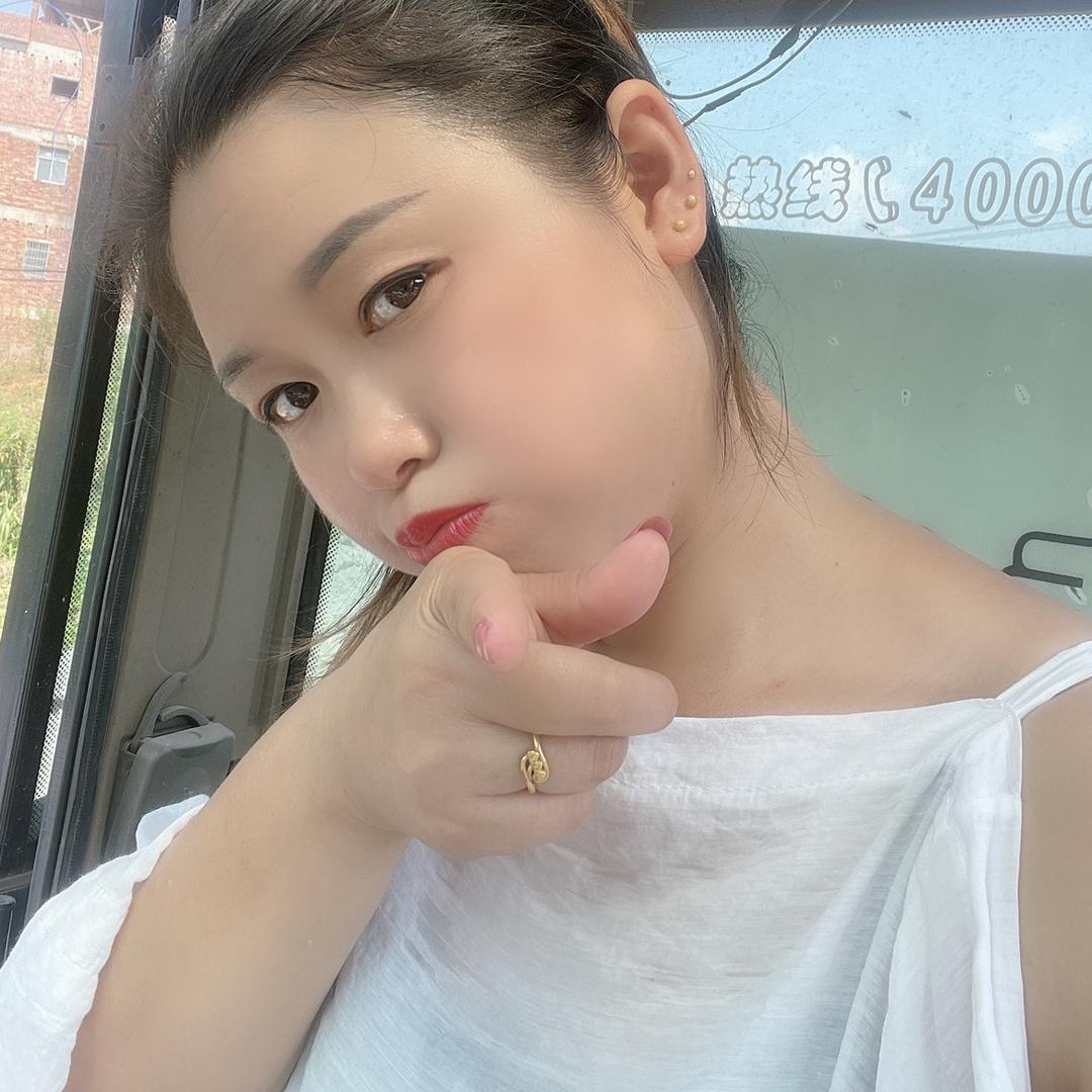 🌹铲车💋小妹
