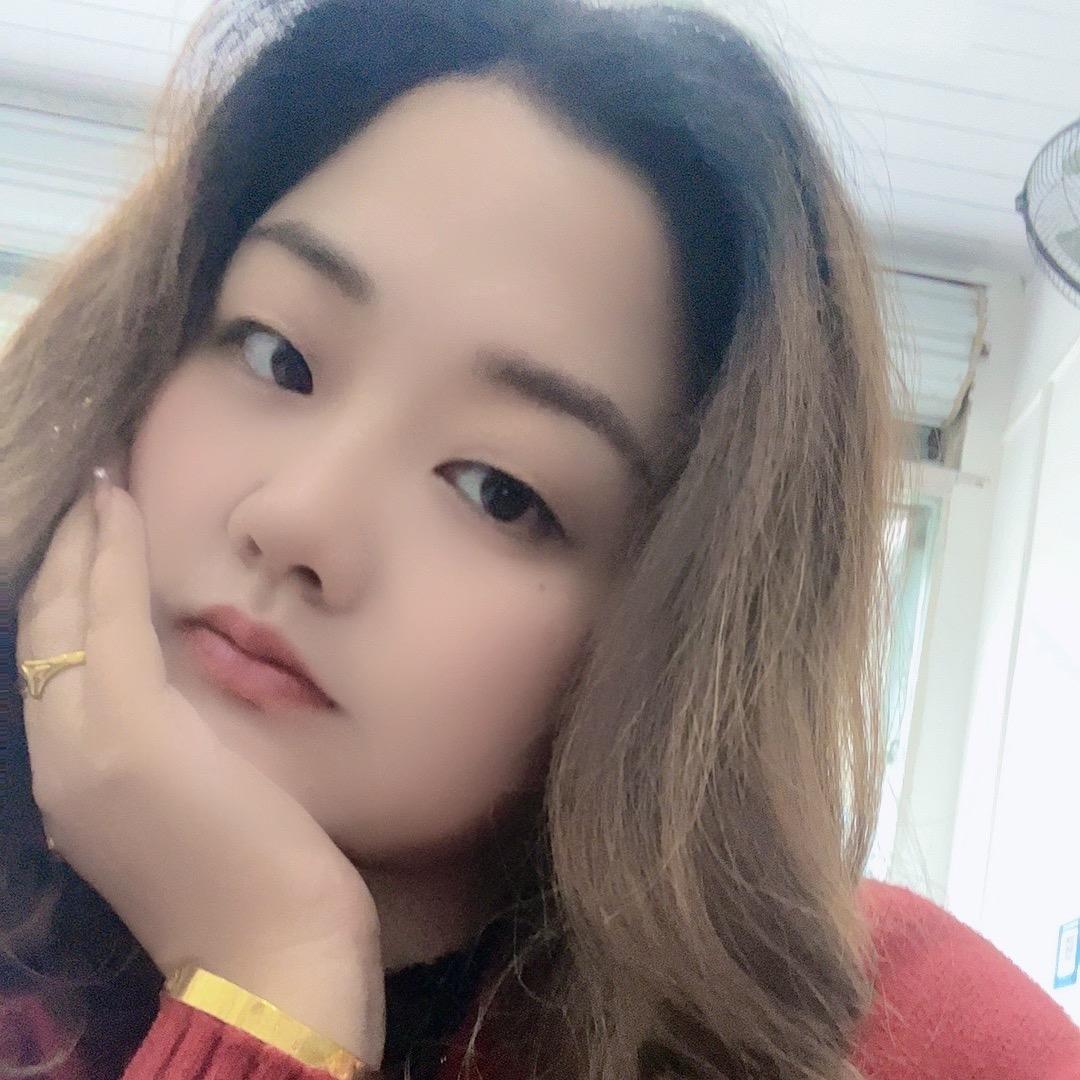 雄鹰在飞翔