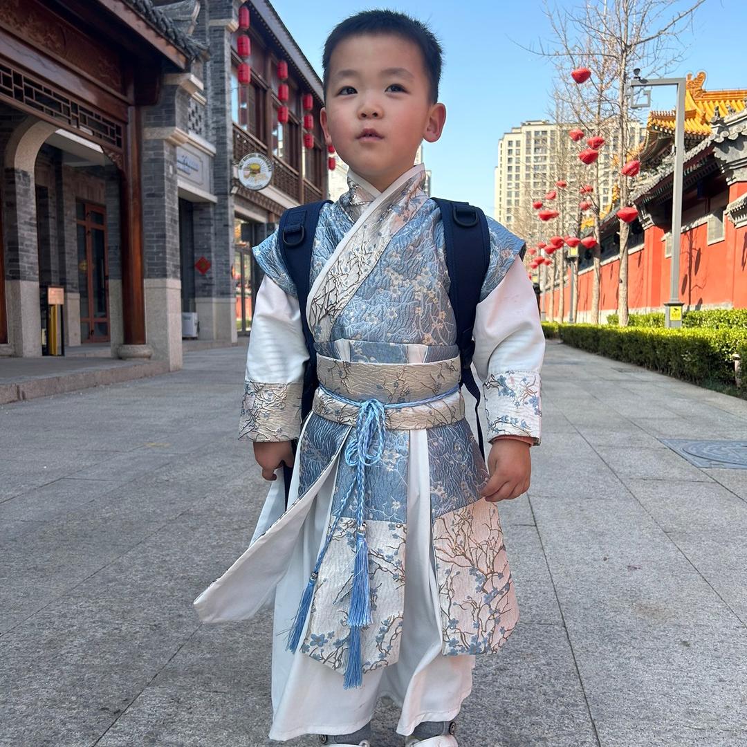 汉青阁儿童汉服店