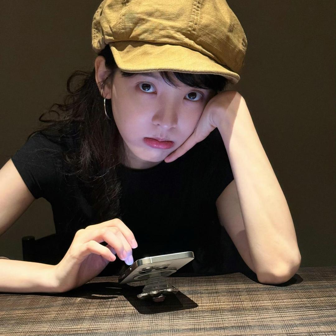 Chushebfhfusjsjcuudh