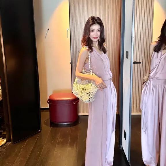 龍喜儿--【轻奢穿搭甄选】