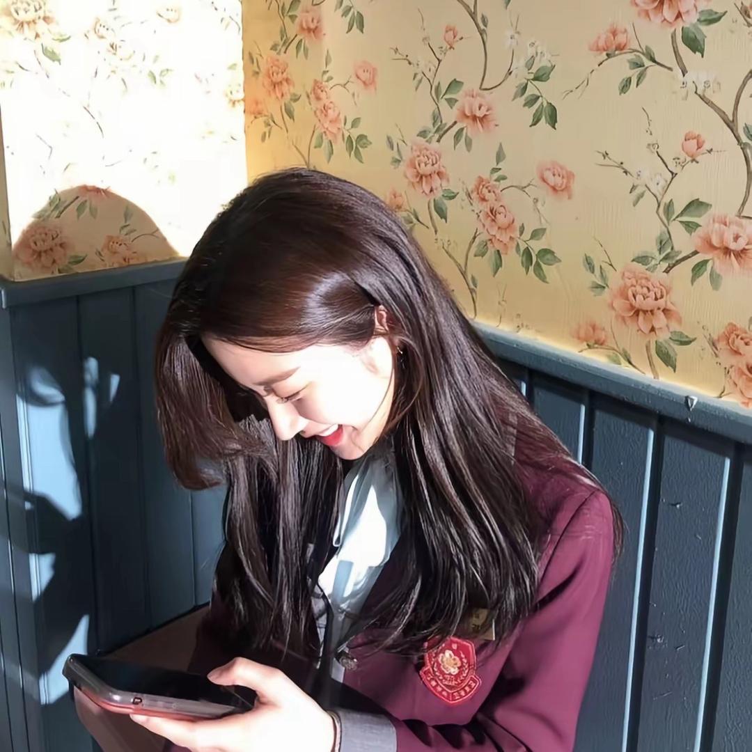 小面包^