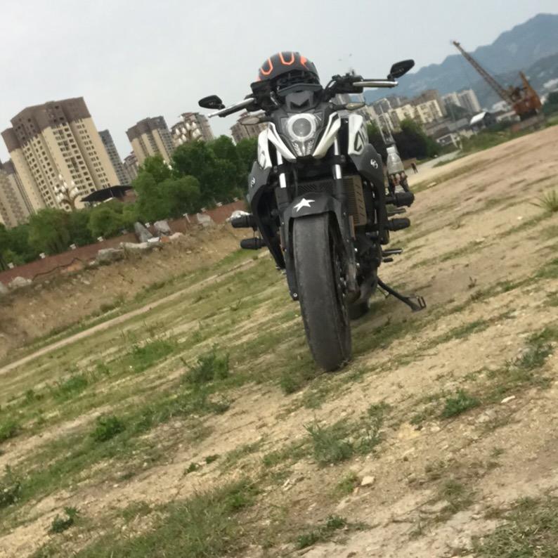 时光吹老了好少年°°°