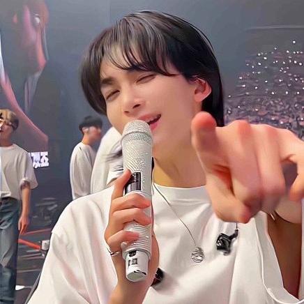 柔弱不能自理的兔叽