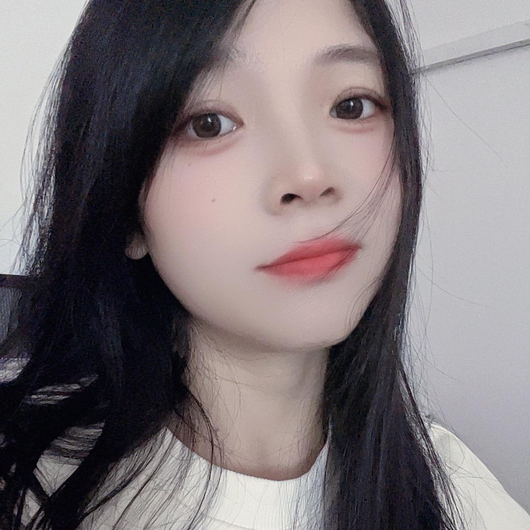 🌸快乐的小懒猪☀️