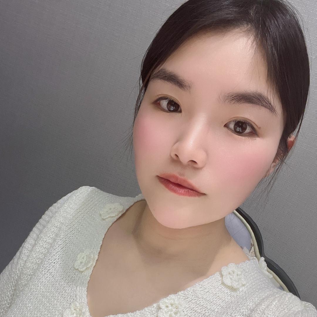 国潮彩妆饰品 沭阳南京路与沈阳路交叉口