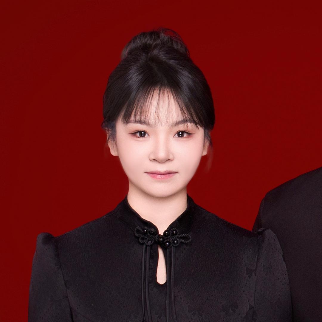 刘春生烤羊腿老板娘