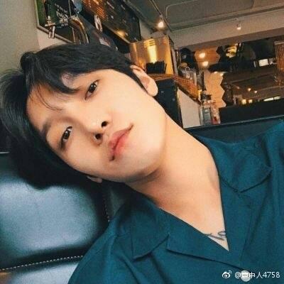 你的笑容温柔似水