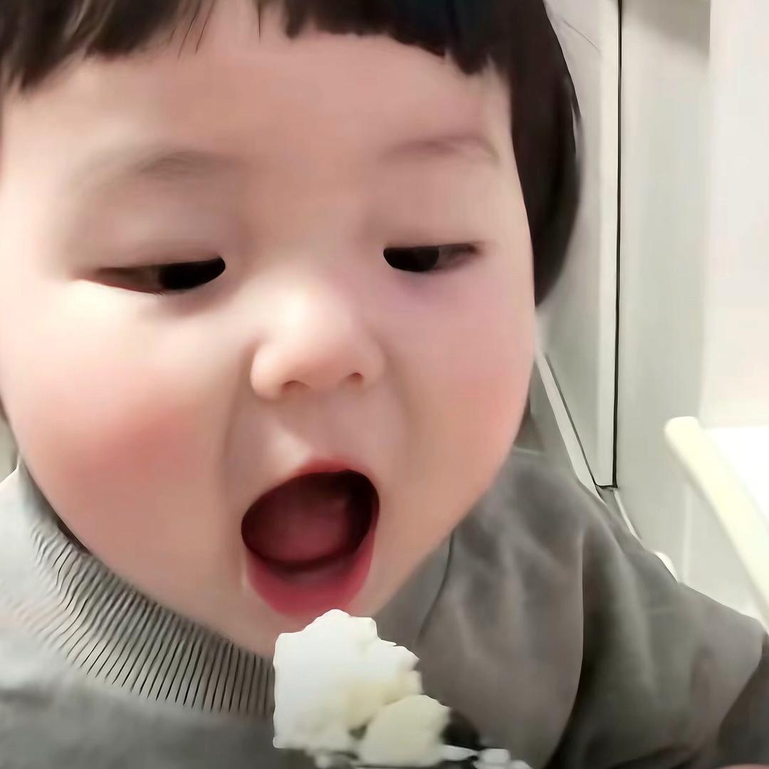 灰色