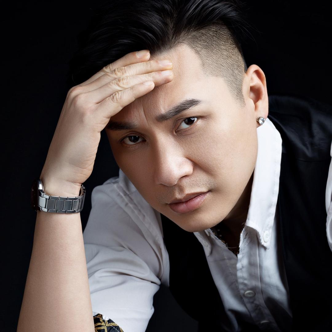 唱作人：李俊男