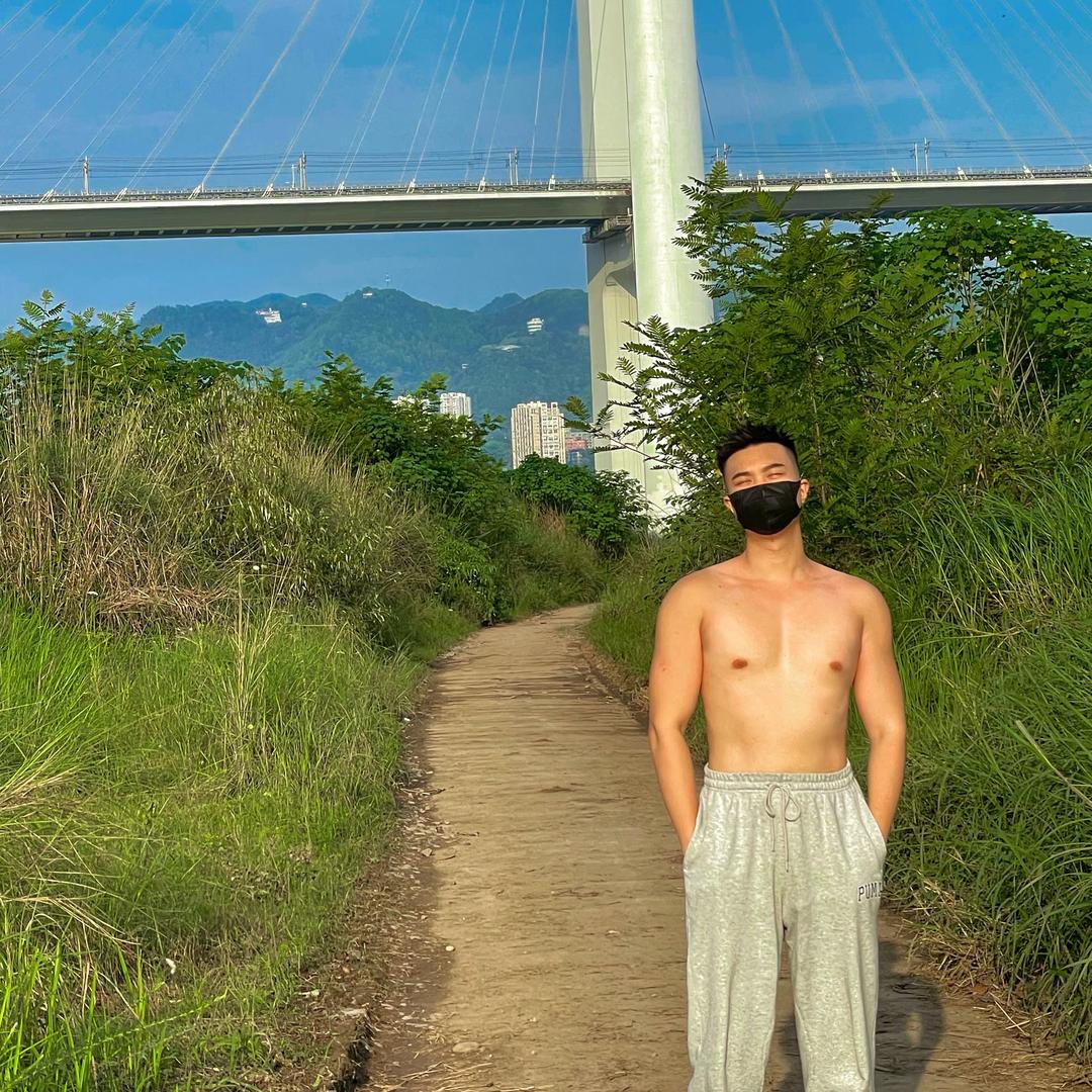 拿铁小兴