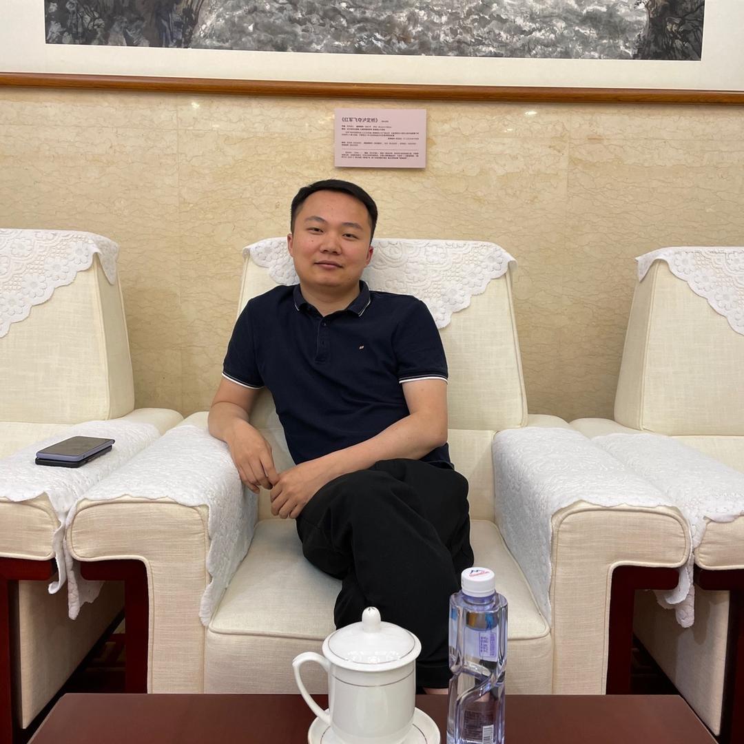 肖文龙