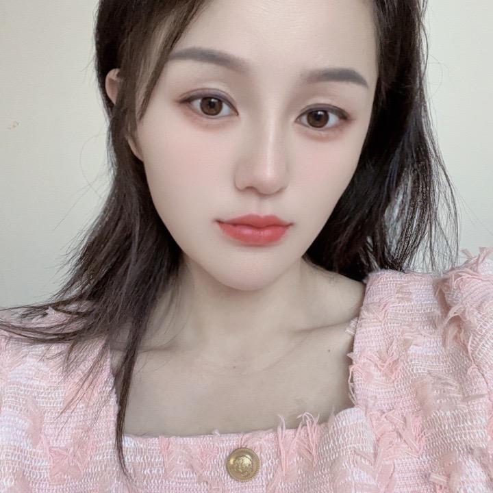 李 静💕