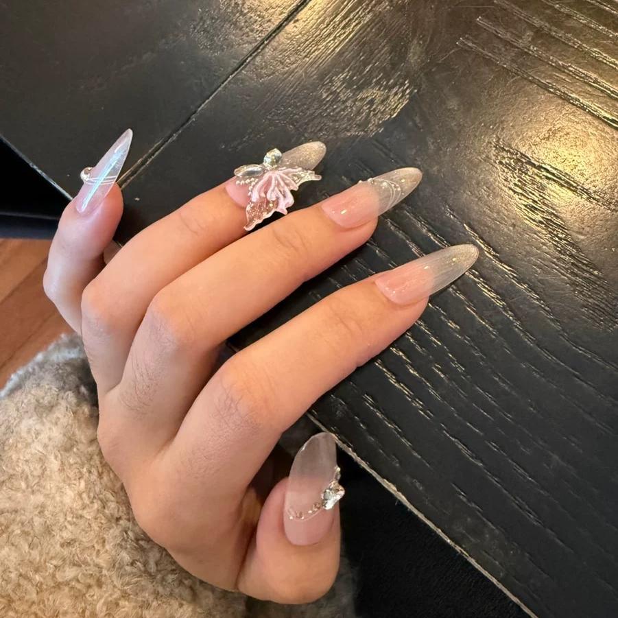 九月手工穿戴甲