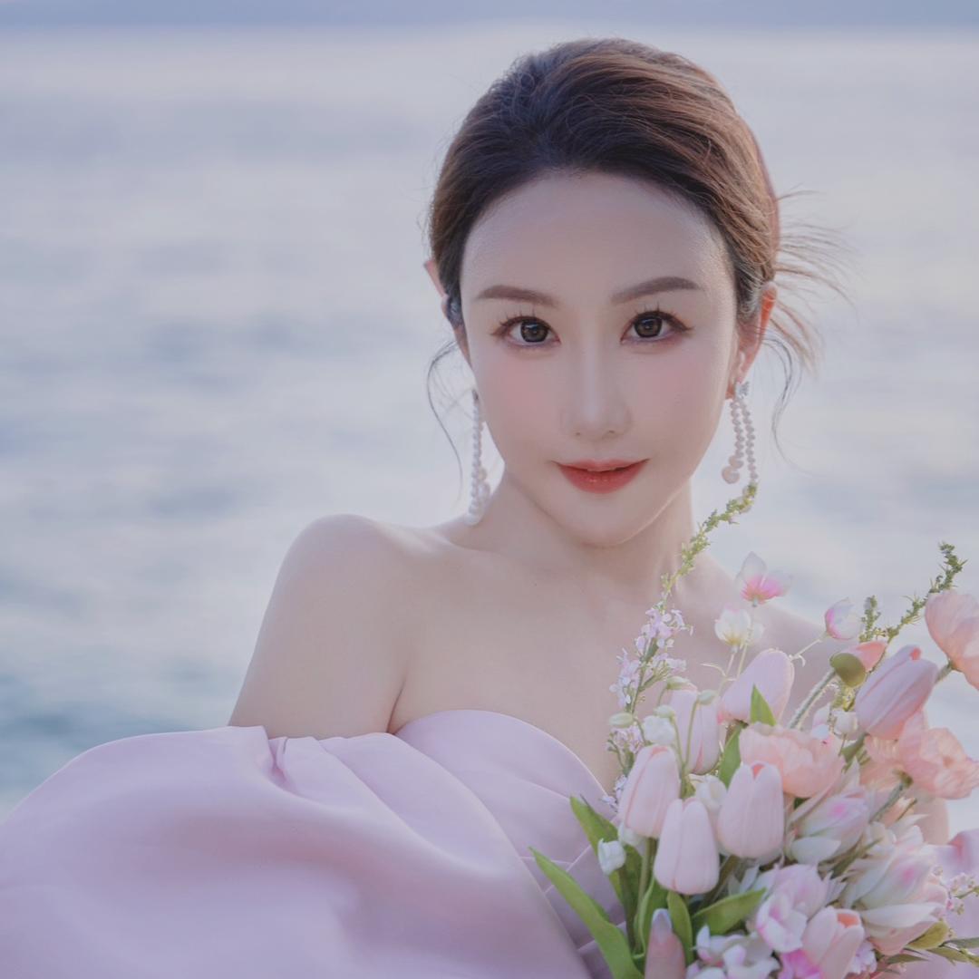 洛芙泉·璐总（珊瑚妈咪）