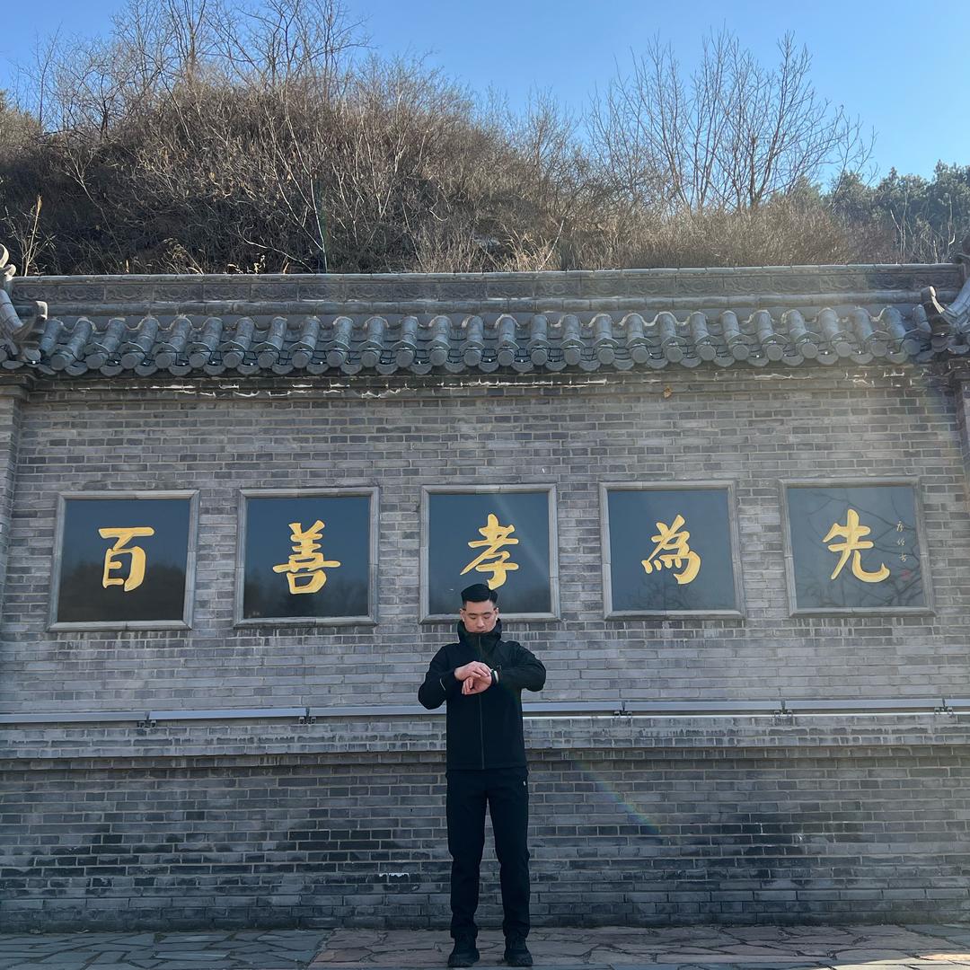 王潘