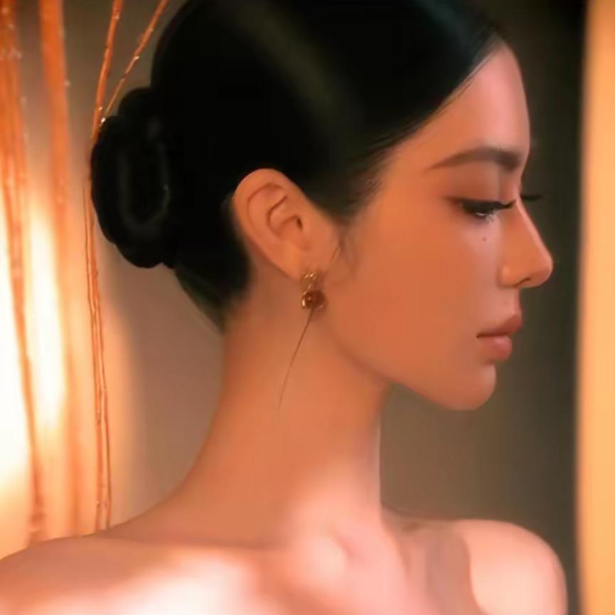 金裕.