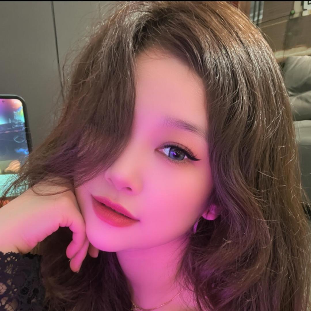 💋菠萝蜜🍍👑💋