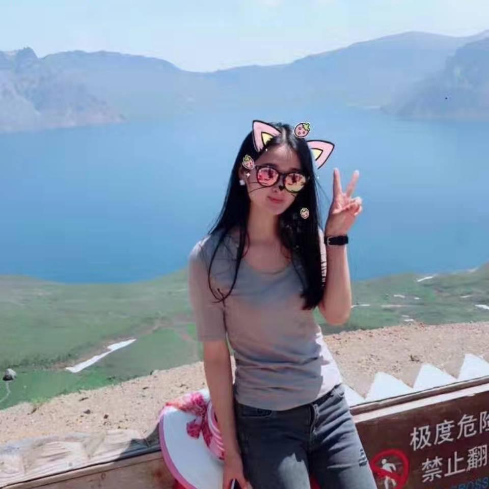 刘麦彤