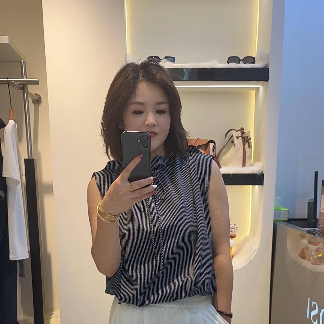 玉屏IDSI女装(步行一街店)