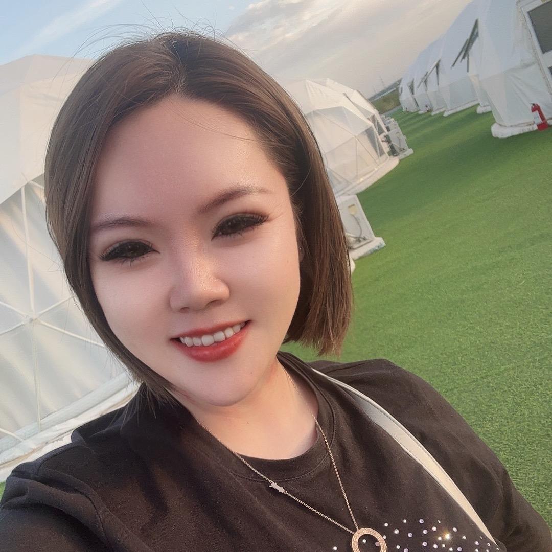 小妮子蕾姐