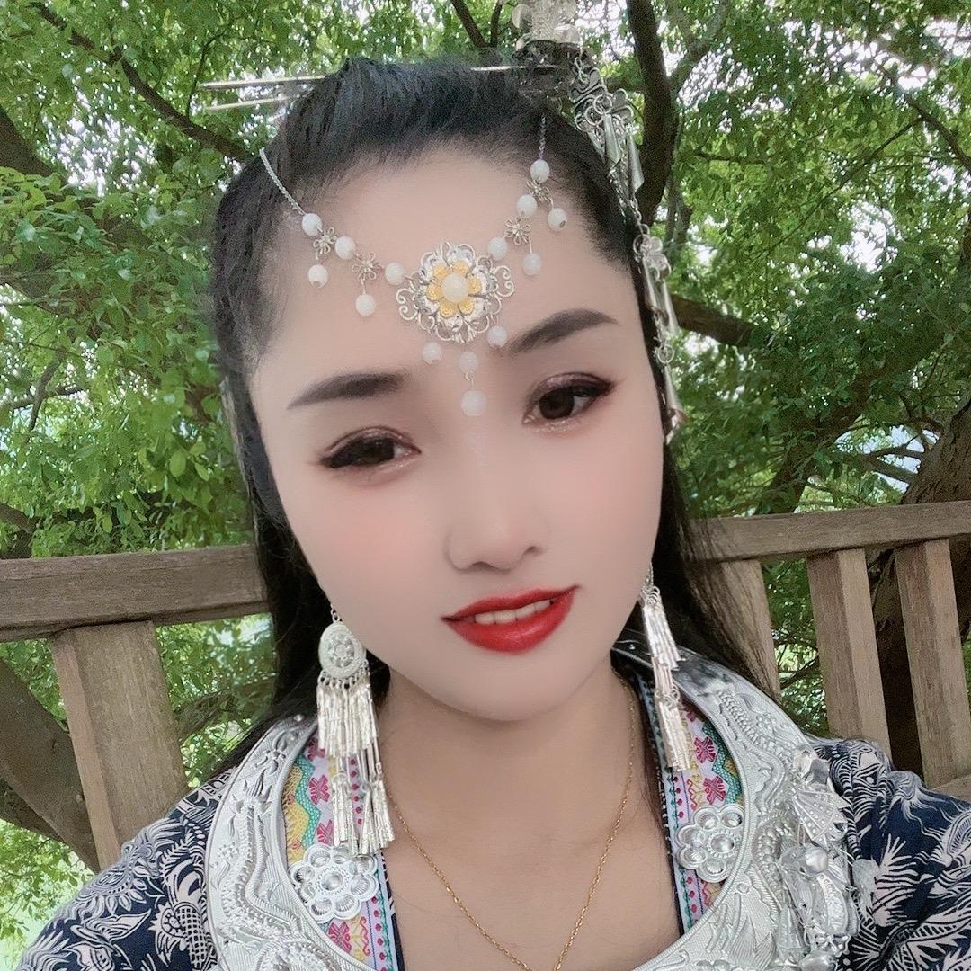 侗家表姐