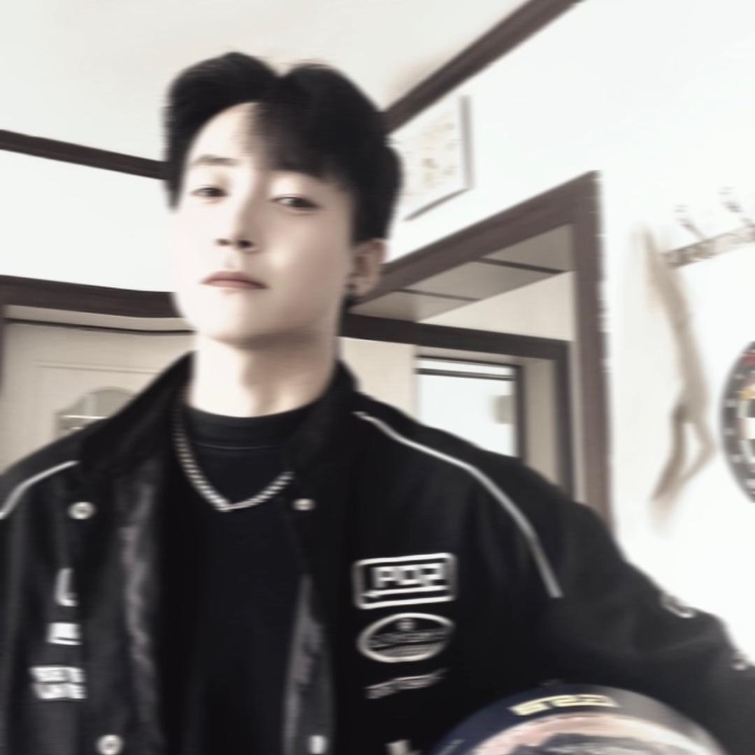 超爱睡觉😴