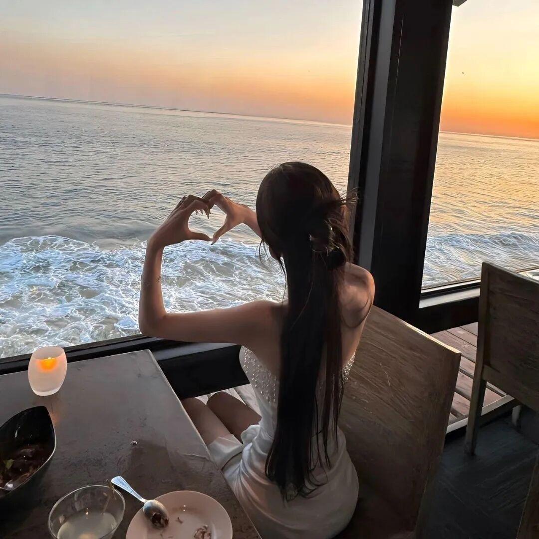 🖤