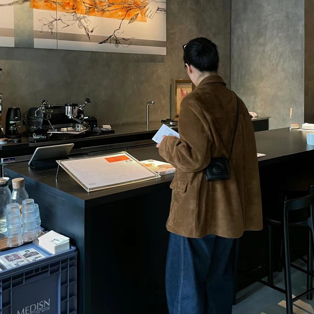 什邡YUEJI&ROOM女装实体店穿搭