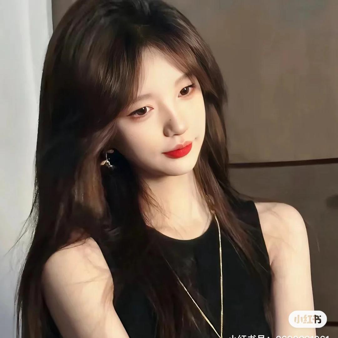 依袖好物（商品在橱窗）