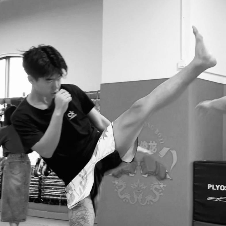 昆明-焜立俊龙搏击-王钰奎