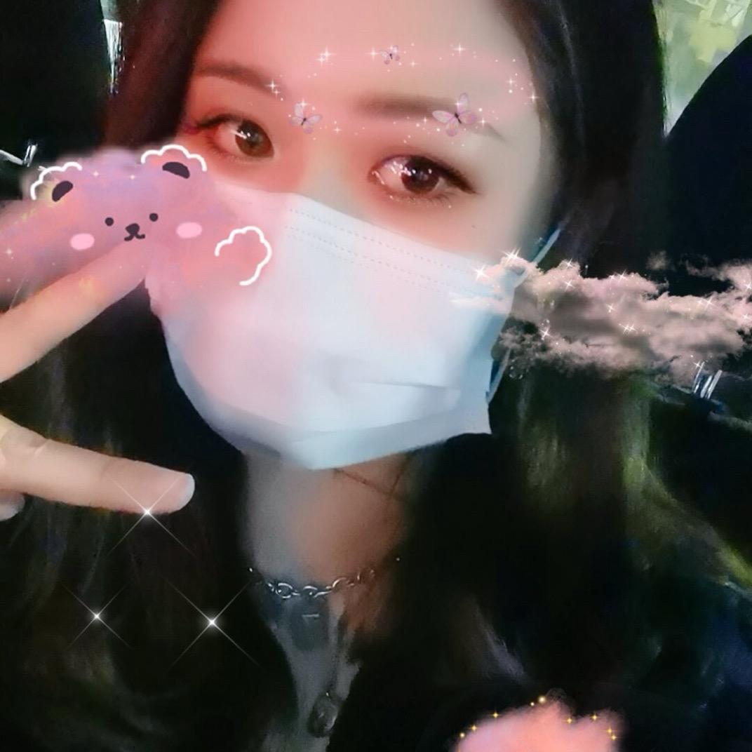 闹 闹 纹绣美甲美睫可上门