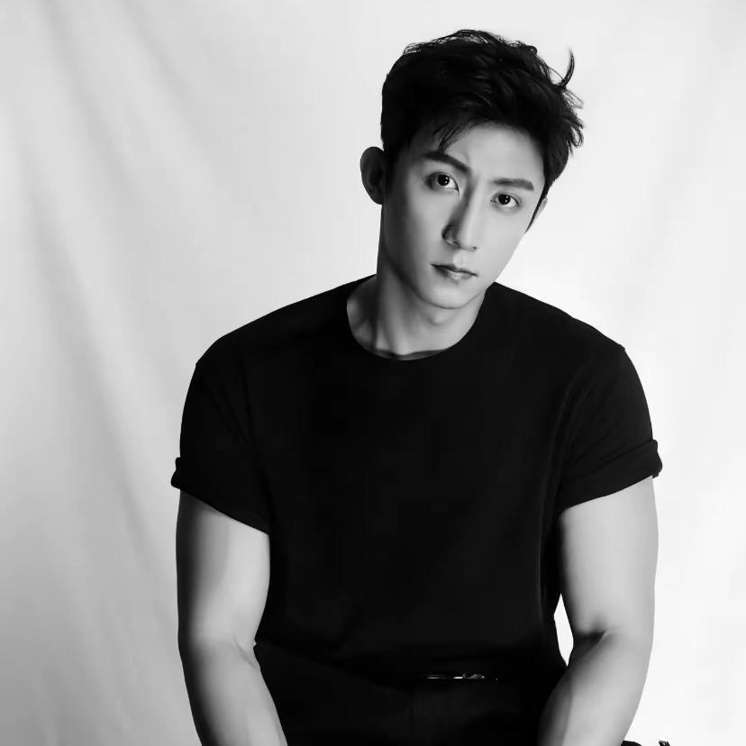 不二选择 男装集合店