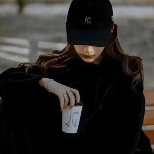 ᴮᵃⁱˢʰᵘ小乖🕊️