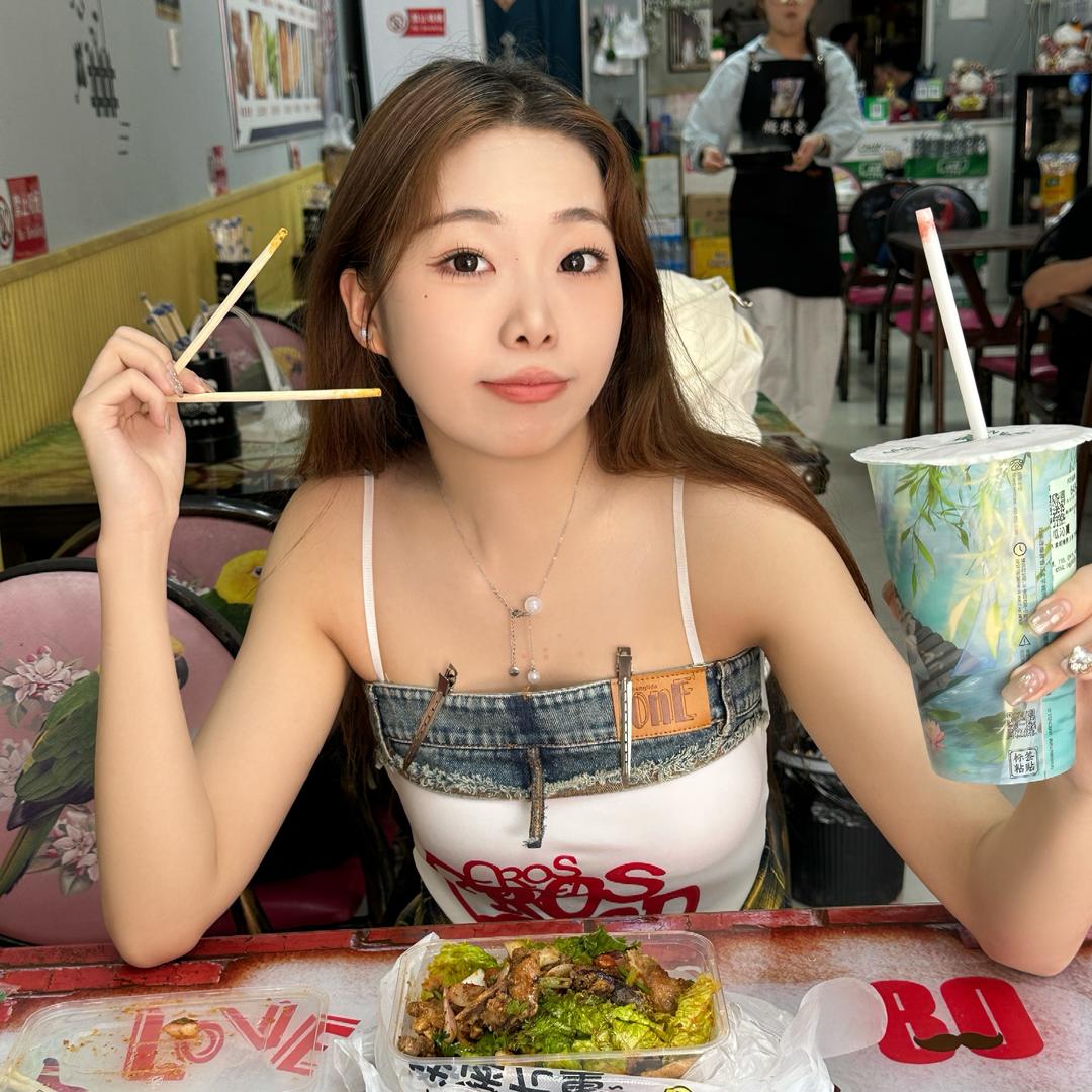 一只知更鸟