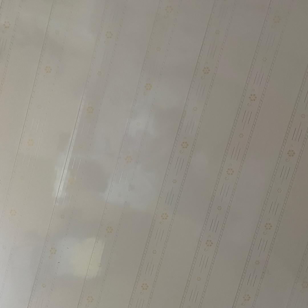 生活有百般滋味，人生需要笑对
