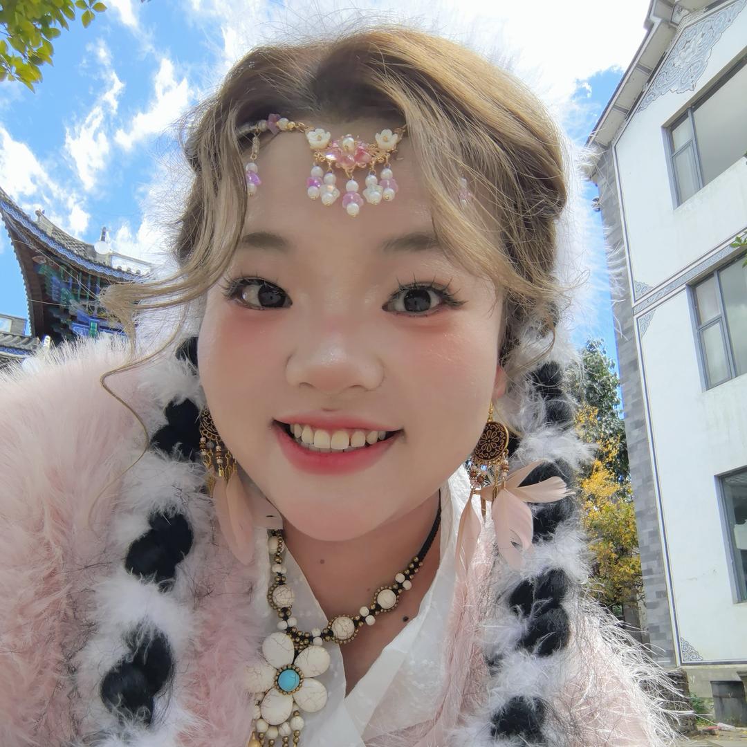 西双版纳导游畅畅