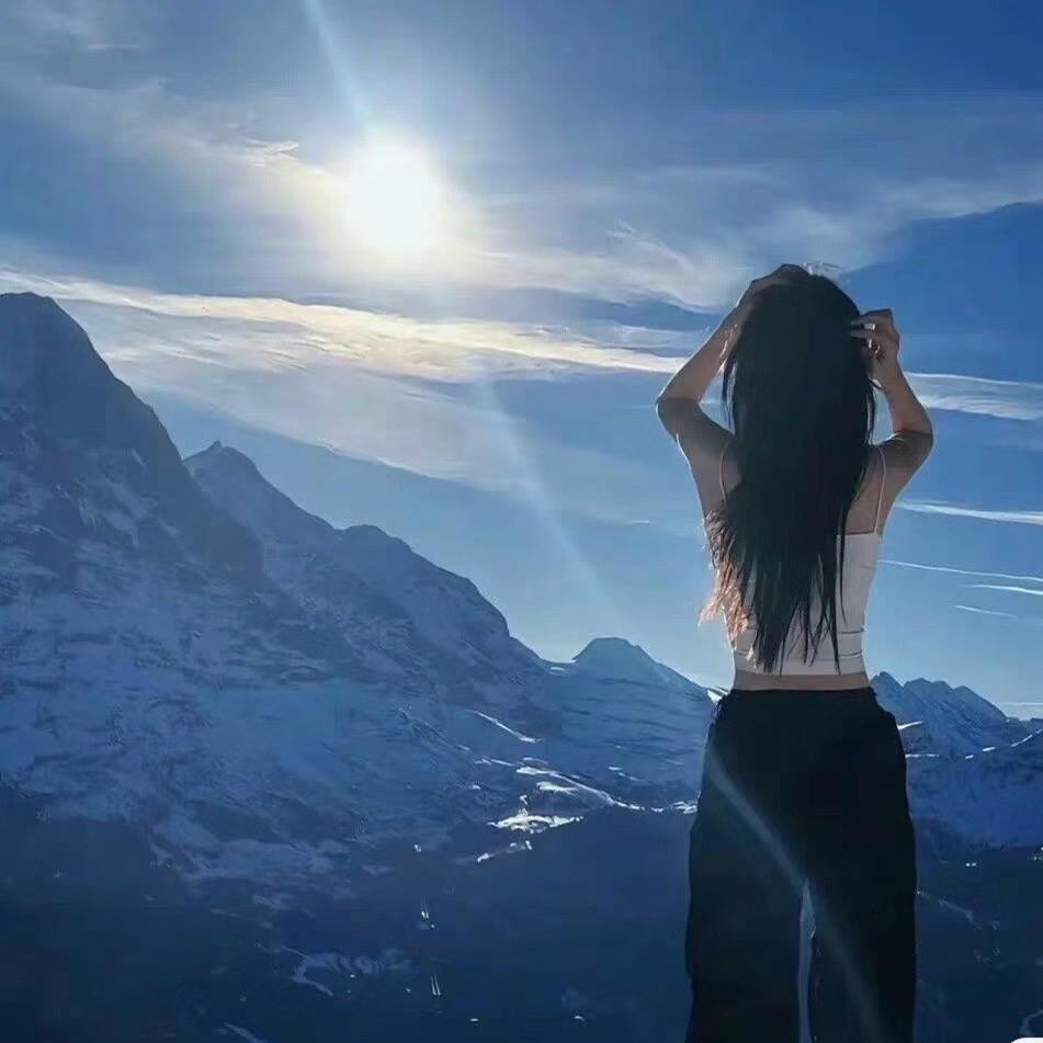 小李吃葡萄不吐皮