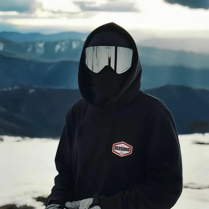 Y.🏂