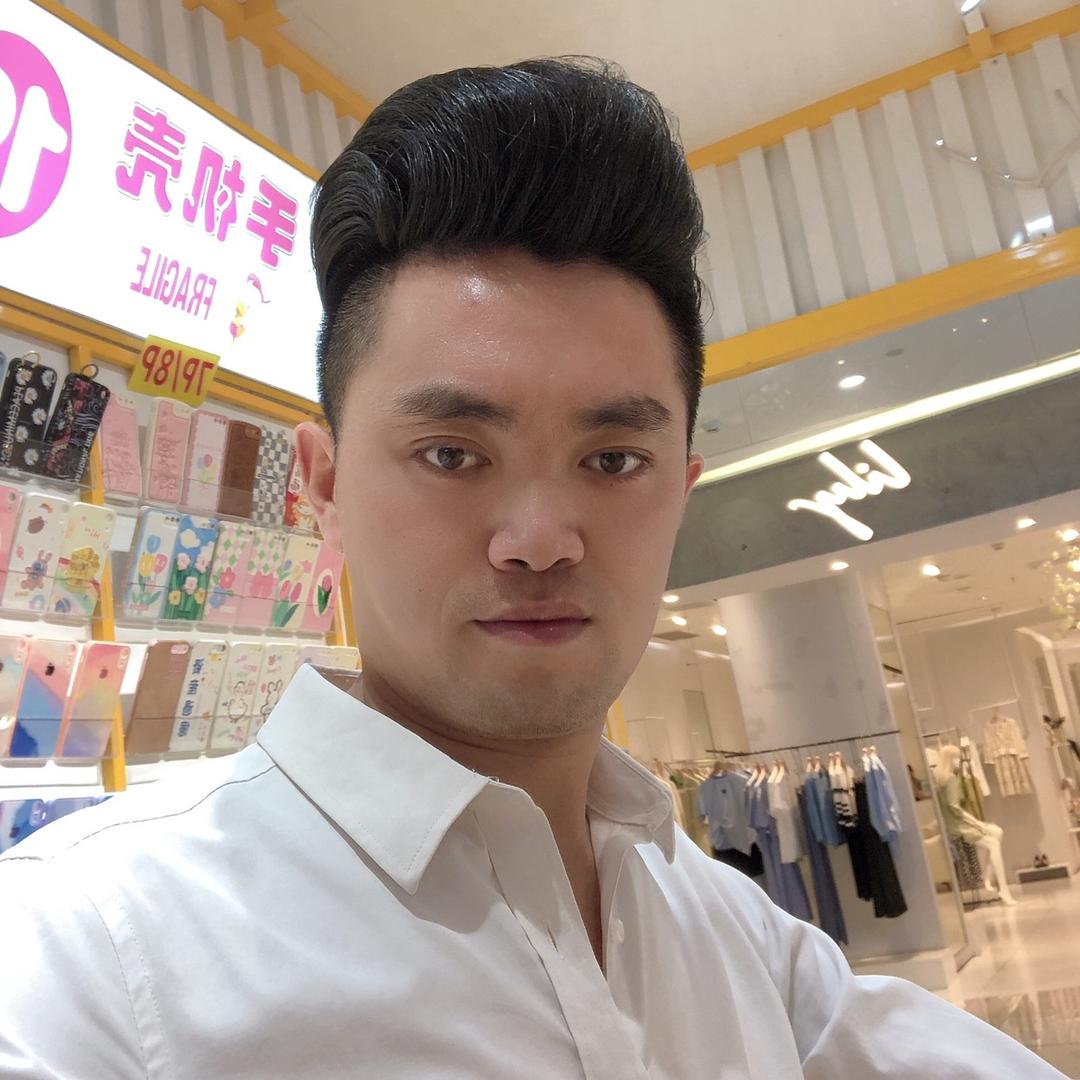 叶文哥哥